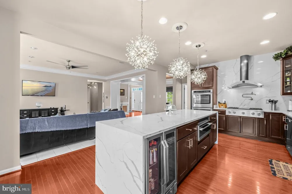 2806 PUMPKIN STREET Clinton, MD 20735