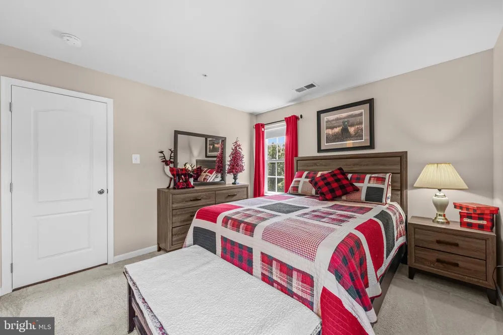 2806 PUMPKIN STREET Clinton, MD 20735