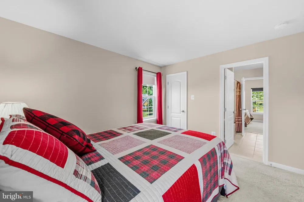 2806 PUMPKIN STREET Clinton, MD 20735