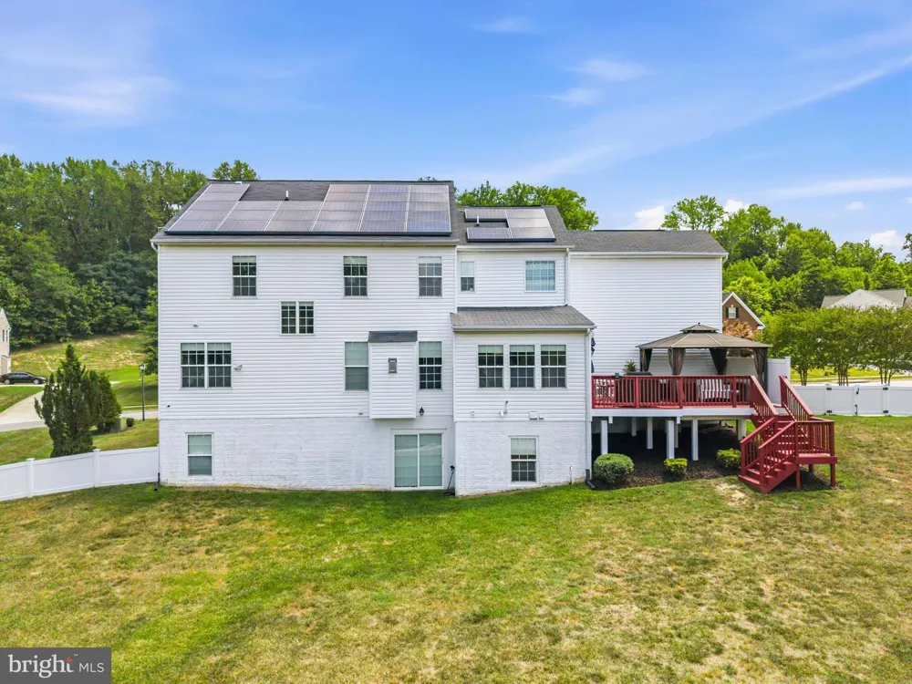 2806 PUMPKIN STREET Clinton, MD 20735