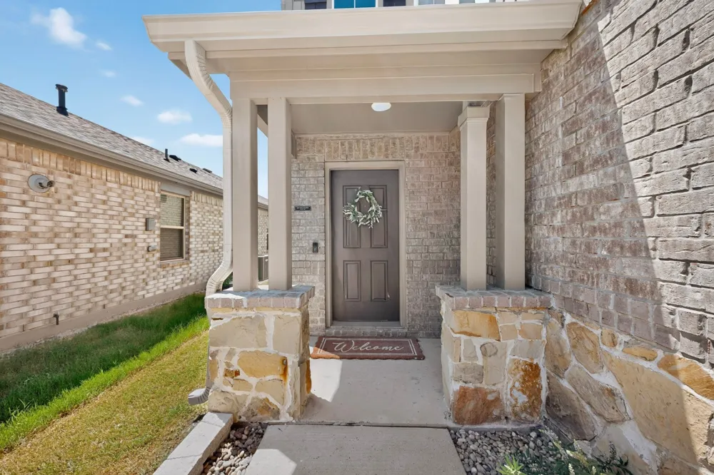 14012 Haggerston Drive Pilot Point, TX 76258