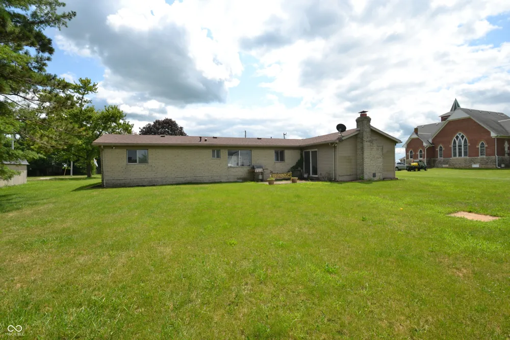 5938 W 100 Tipton, IN 46072
