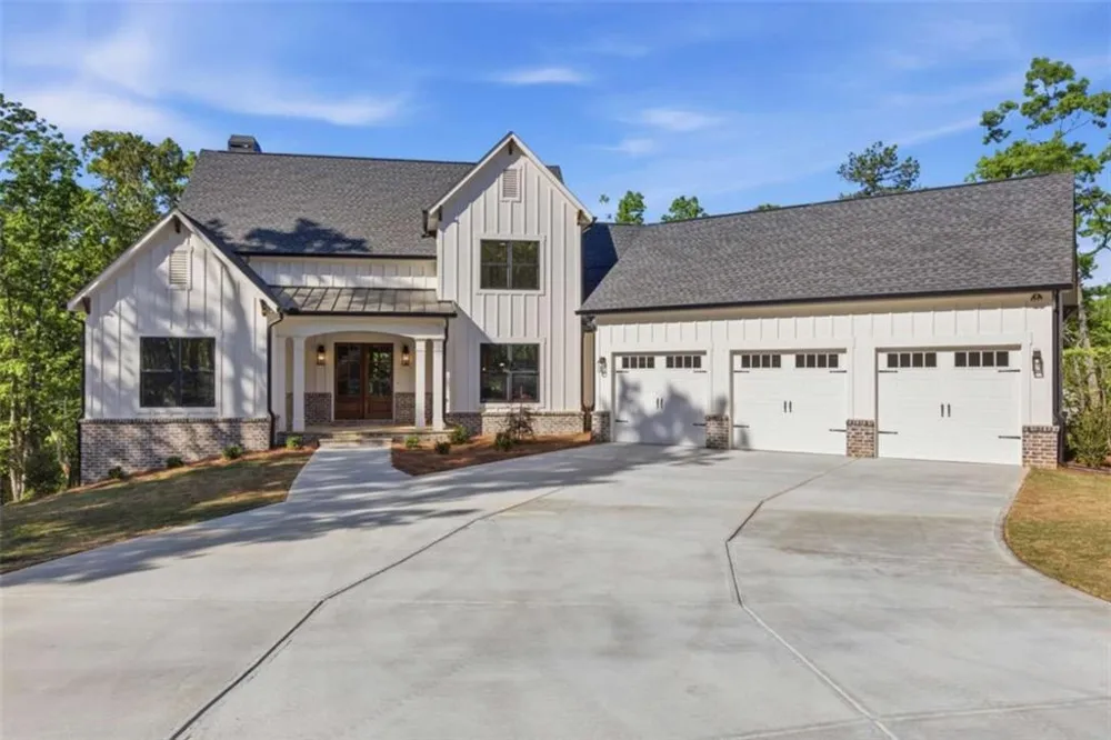 110 Fall Pippin Court Clarkesville, GA 30523