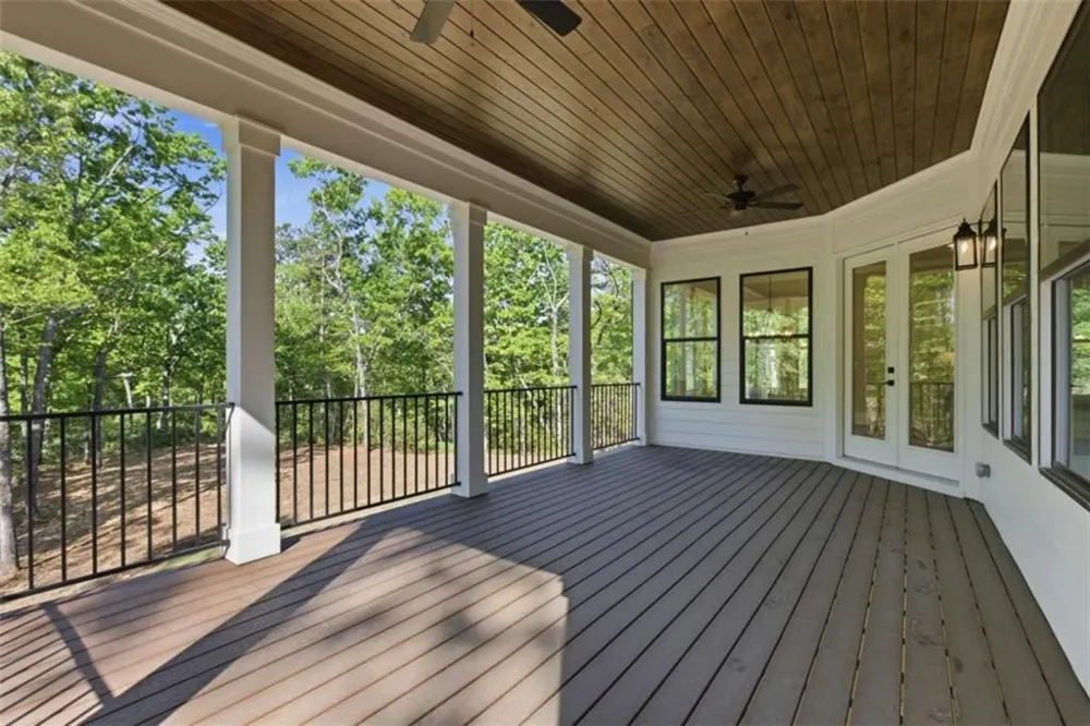 110 Fall Pippin Court Clarkesville, GA 30523