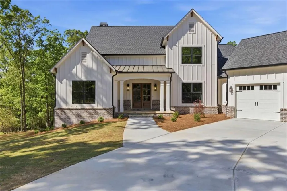 110 Fall Pippin Court Clarkesville, GA 30523