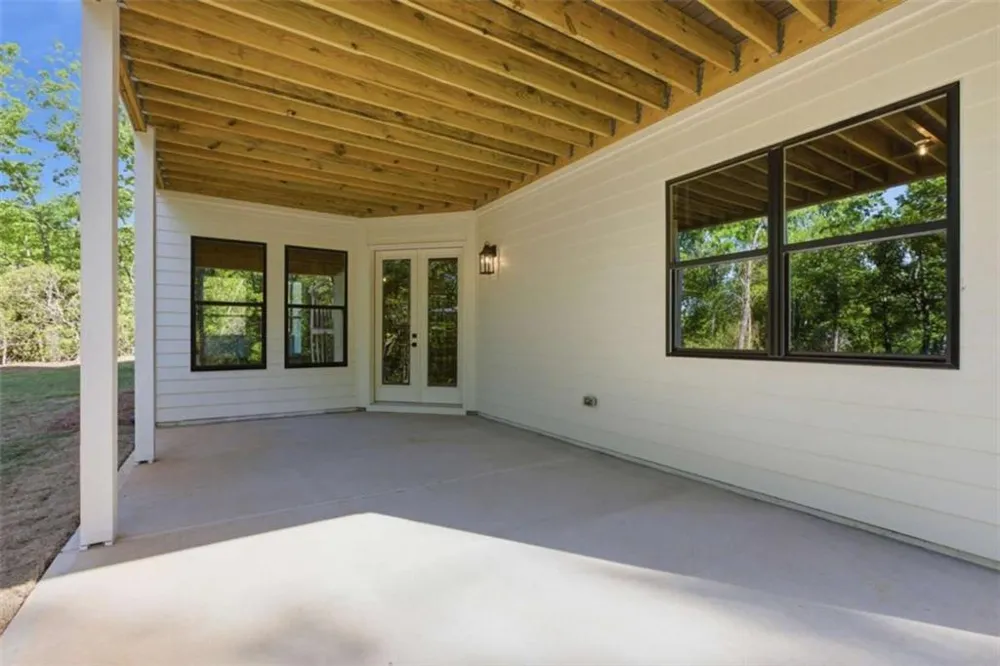 110 Fall Pippin Court Clarkesville, GA 30523