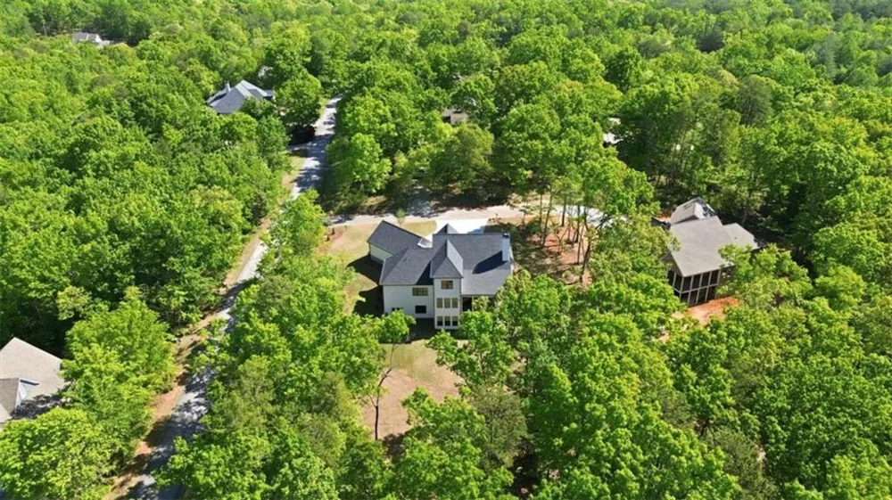 110 Fall Pippin Court Clarkesville, GA 30523