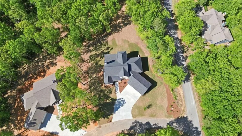 110 Fall Pippin Court Clarkesville, GA 30523