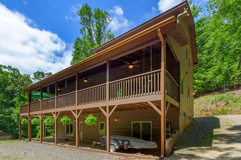 390 Timberwood Hills Road Murphy, NC 28906