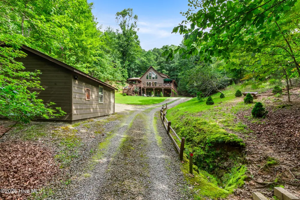 390 Timberwood Hills Road Murphy, NC 28906