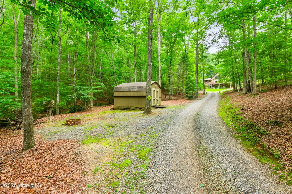 390 Timberwood Hills Road Murphy, NC 28906