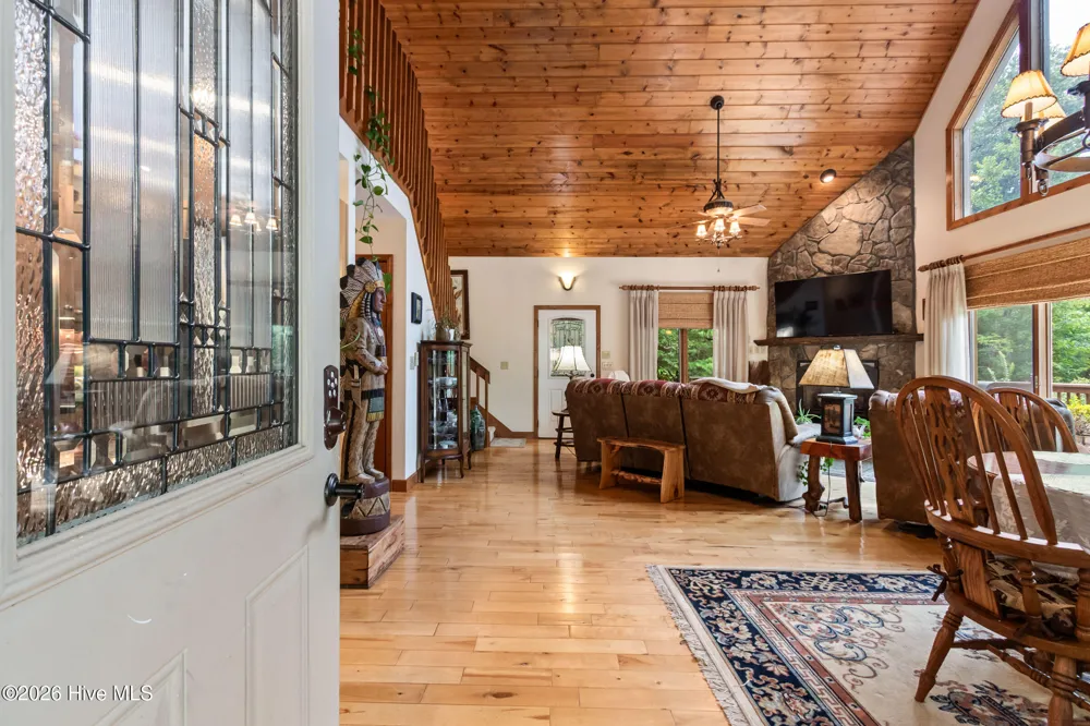 390 Timberwood Hills Road Murphy, NC 28906