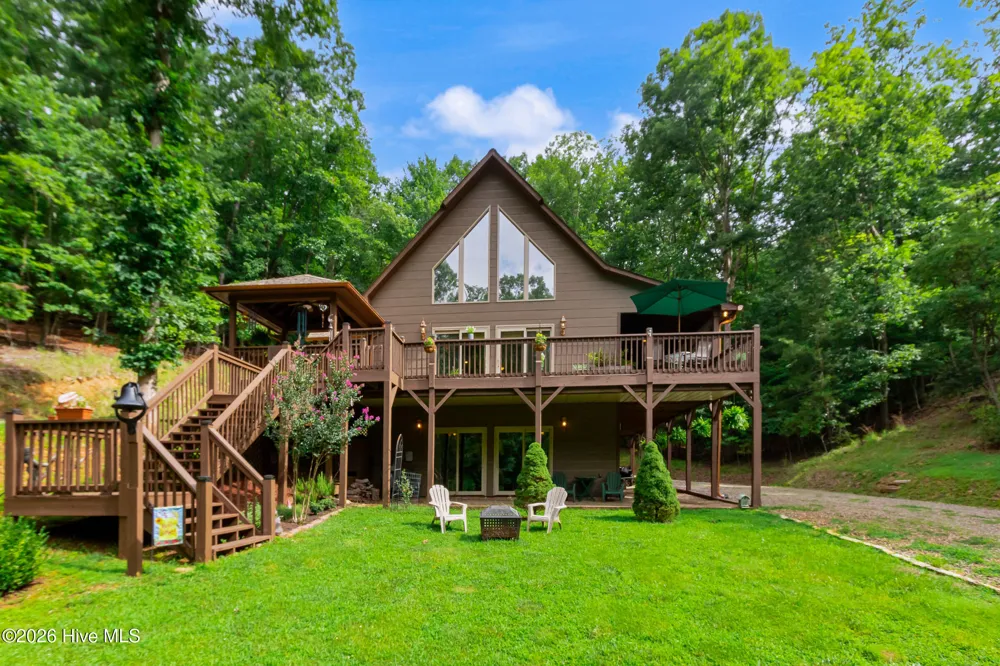 390 Timberwood Hills Road Murphy, NC 28906
