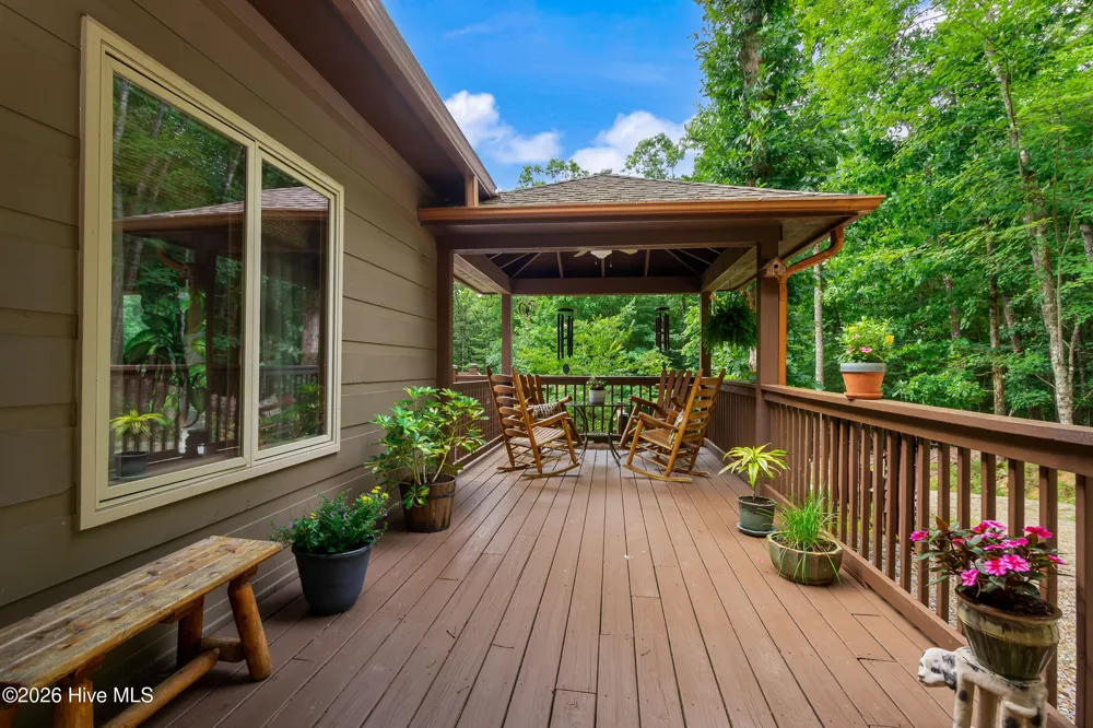 390 Timberwood Hills Road Murphy, NC 28906