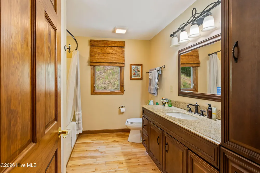 390 Timberwood Hills Road Murphy, NC 28906