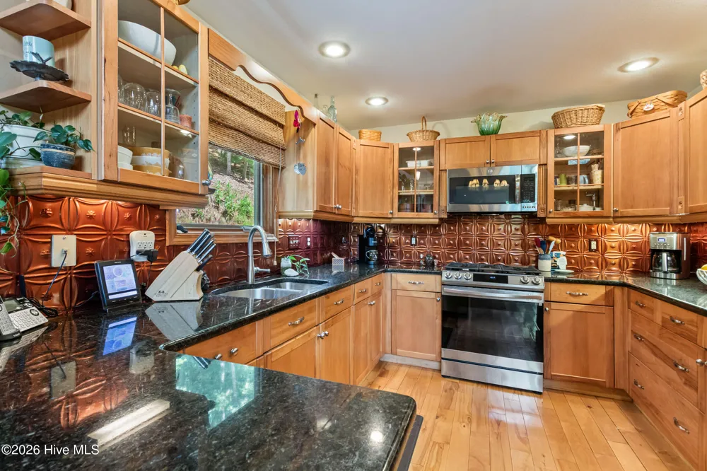 390 Timberwood Hills Road Murphy, NC 28906