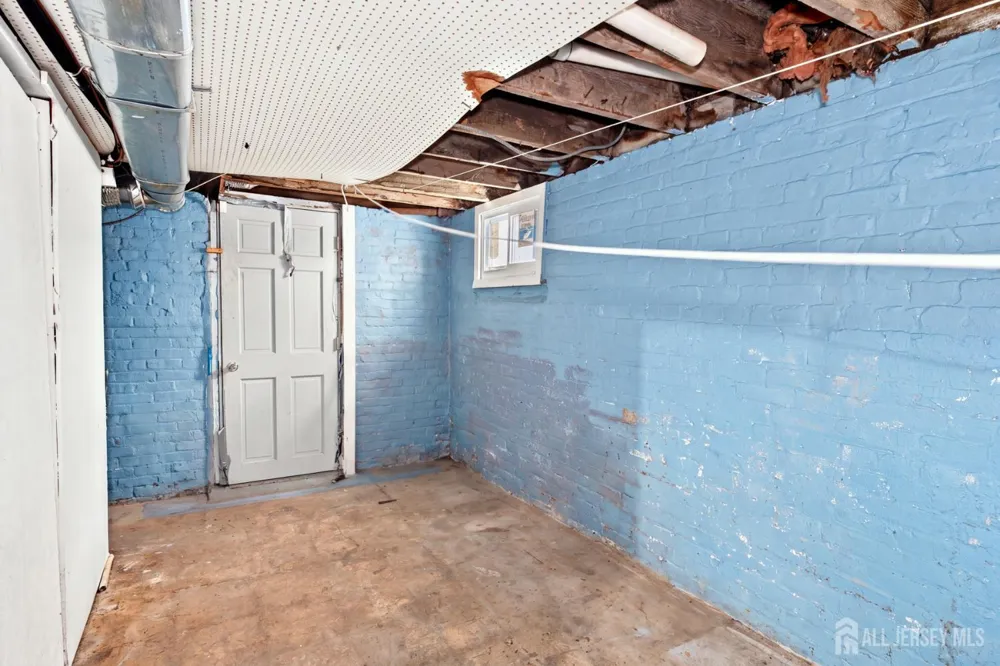 128 Lewis Street Perth Amboy, NJ 08861