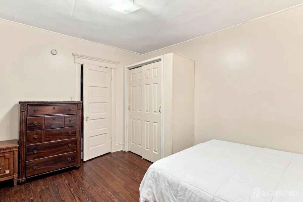 128 Lewis Street Perth Amboy, NJ 08861
