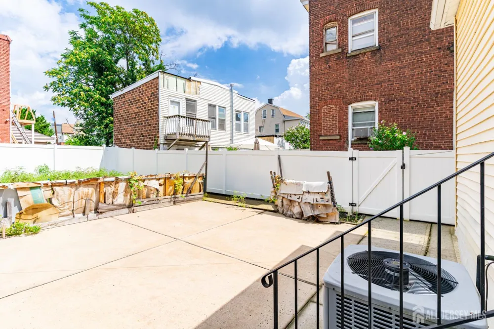 128 Lewis Street Perth Amboy, NJ 08861