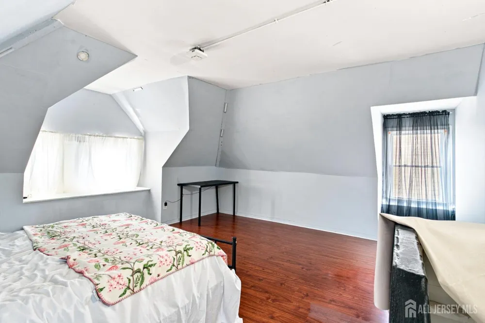 128 Lewis Street Perth Amboy, NJ 08861