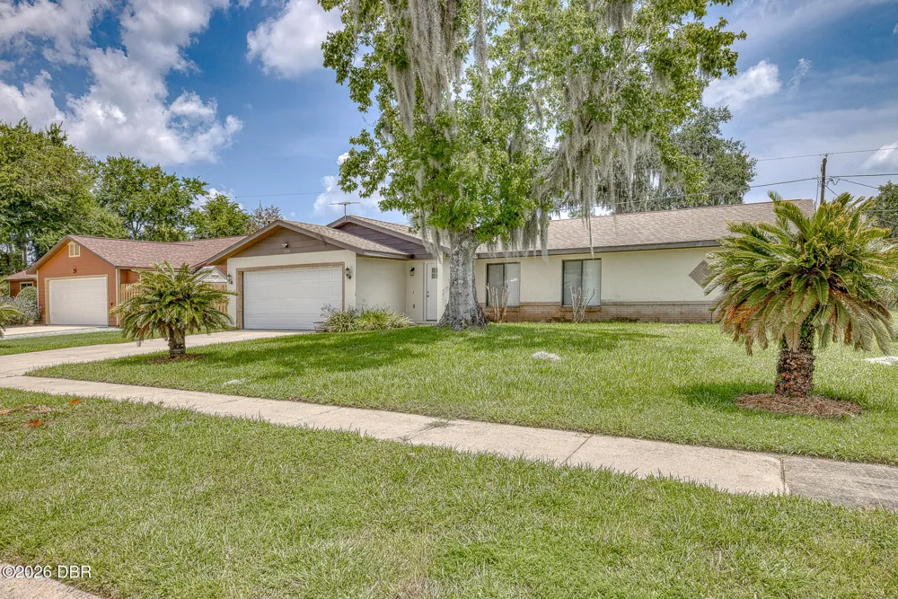 208 Avon Court Port Orange, FL 32127