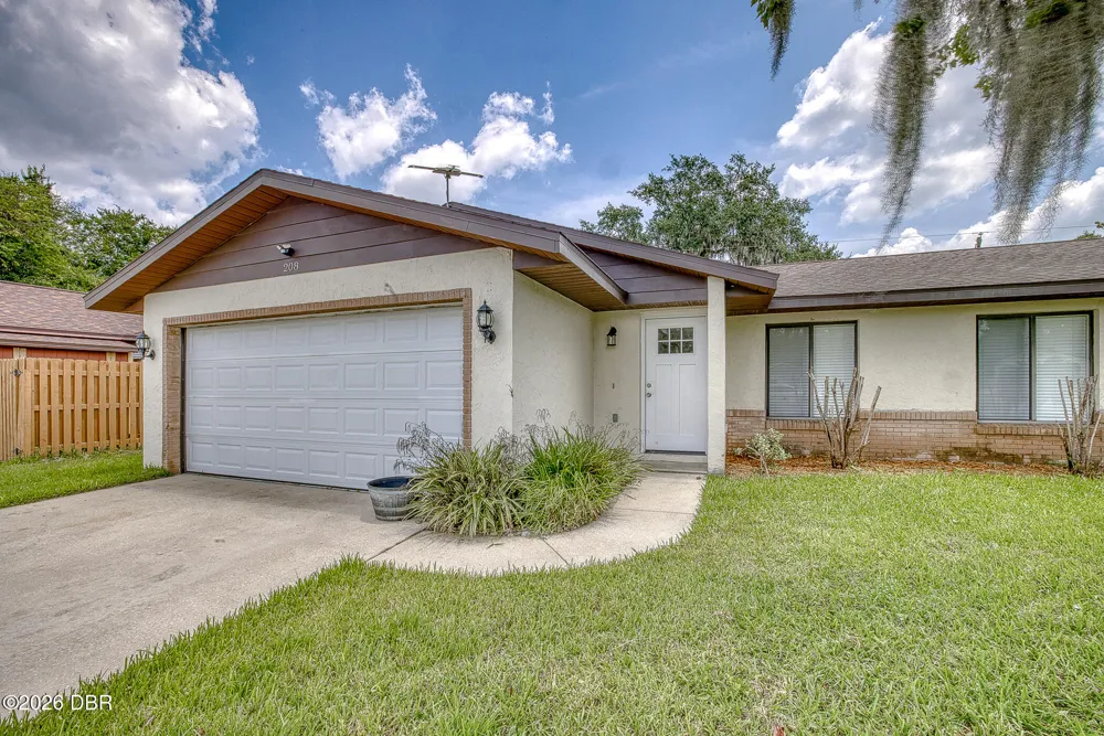 208 Avon Court Port Orange, FL 32127