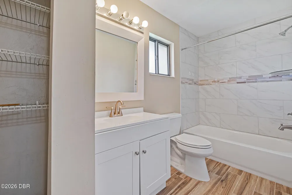 208 Avon Court Port Orange, FL 32127