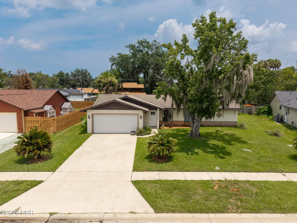 208 Avon Court Port Orange, FL 32127