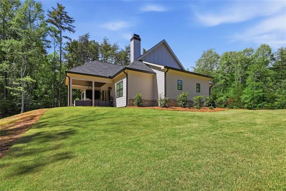 316 Glazenwood Drive Clarkesville, GA 30523