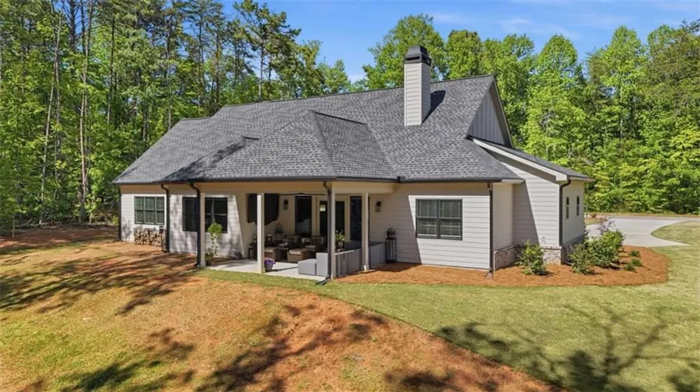 316 Glazenwood Drive Clarkesville, GA 30523
