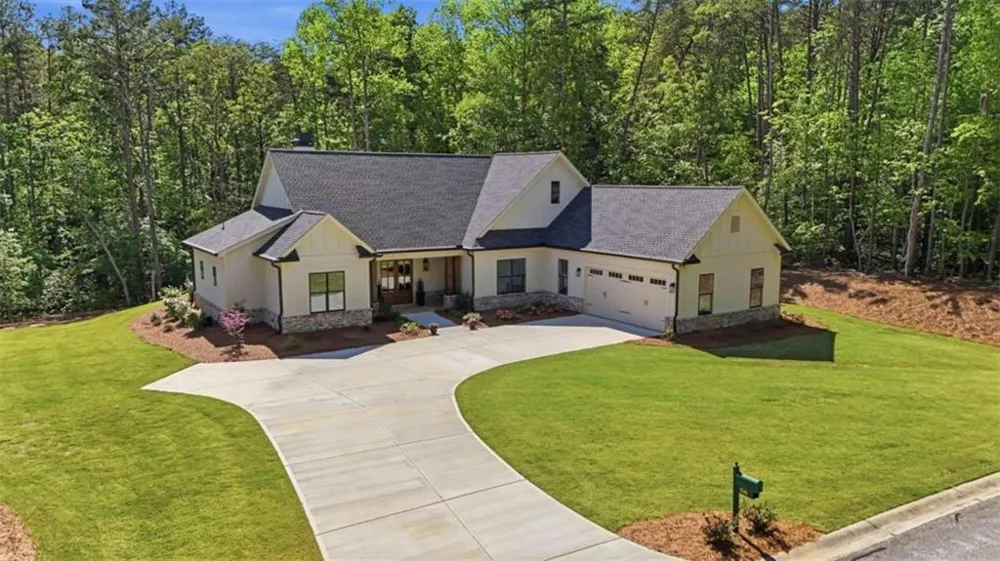 316 Glazenwood Drive Clarkesville, GA 30523