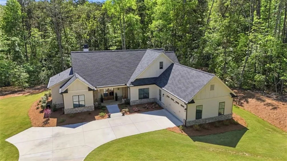 316 Glazenwood Drive Clarkesville, GA 30523