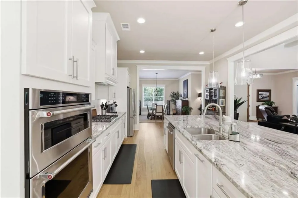316 Glazenwood Drive Clarkesville, GA 30523