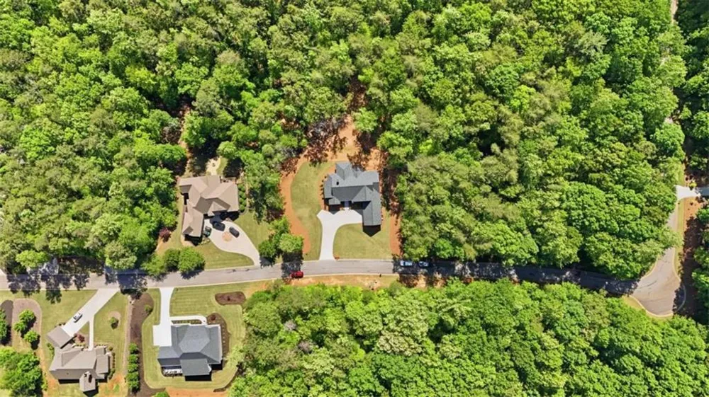 316 Glazenwood Drive Clarkesville, GA 30523