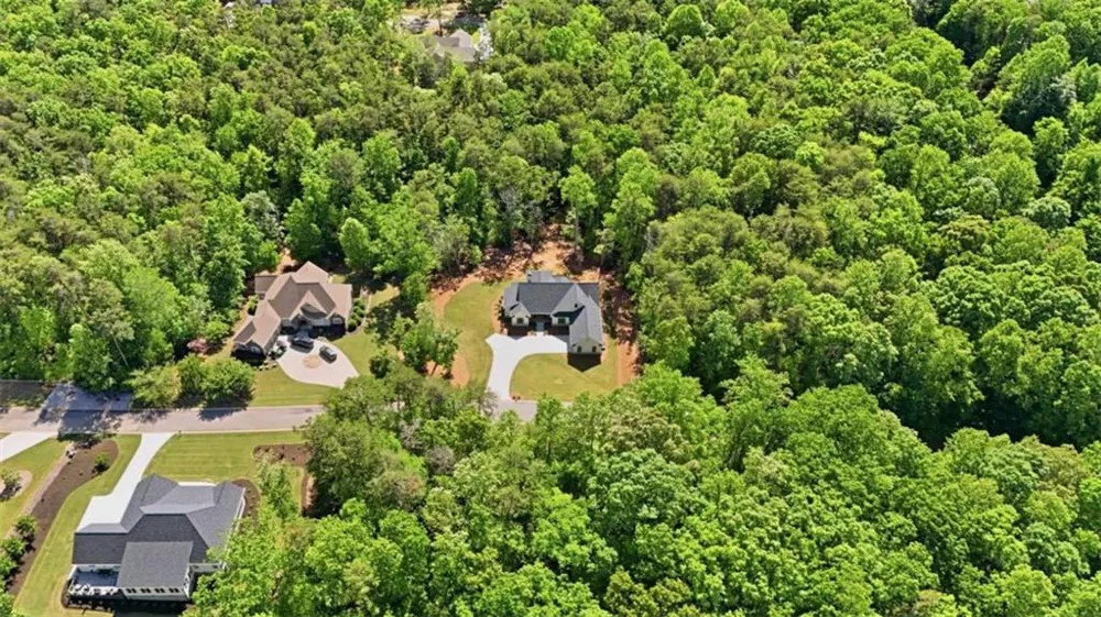 316 Glazenwood Drive Clarkesville, GA 30523