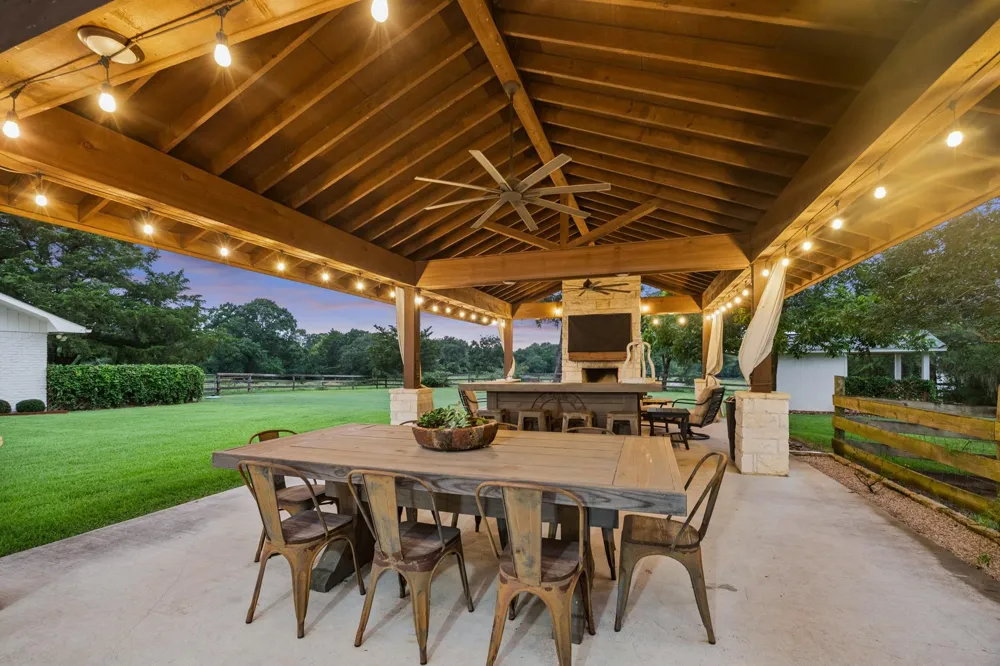 11182 Fm 1094 Road Cat Spring, TX 78933