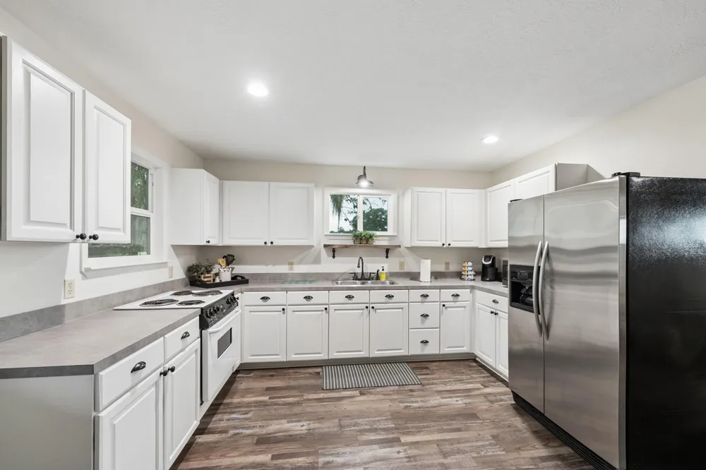 11182 Fm 1094 Road Cat Spring, TX 78933