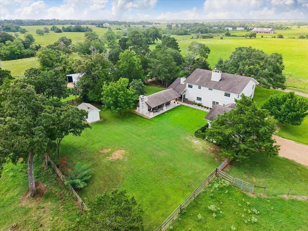 11182 Fm 1094 Road Cat Spring, TX 78933