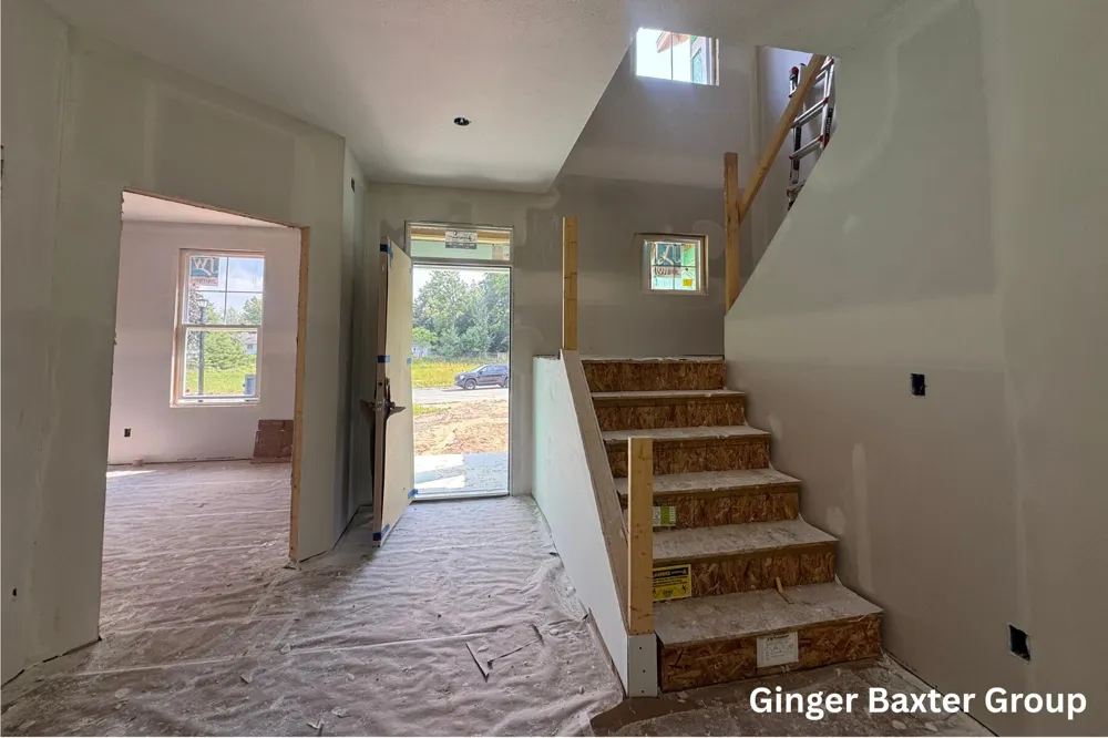 127 Summit Pointe Drive #3 Rockford, MI 49341