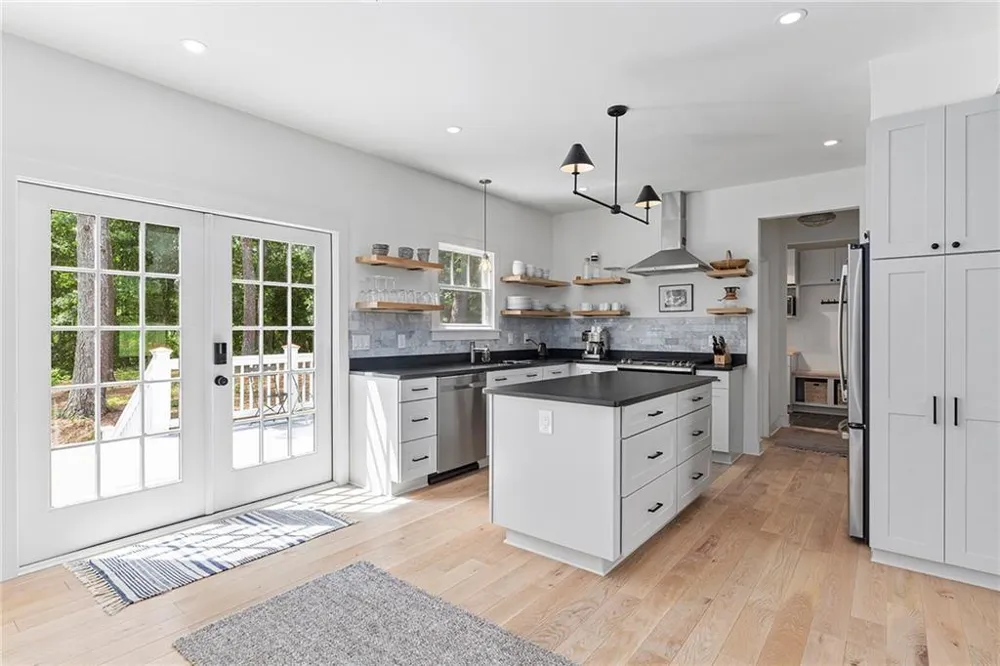 7600 Barnes Road Chattahoochee Hills, GA 30268