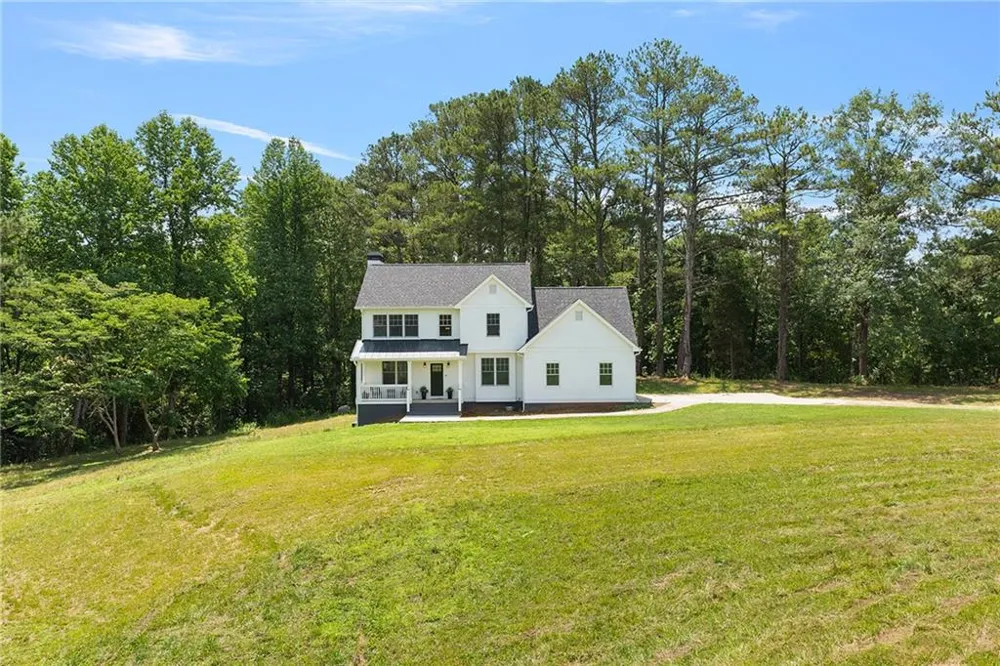 7600 Barnes Road Chattahoochee Hills, GA 30268