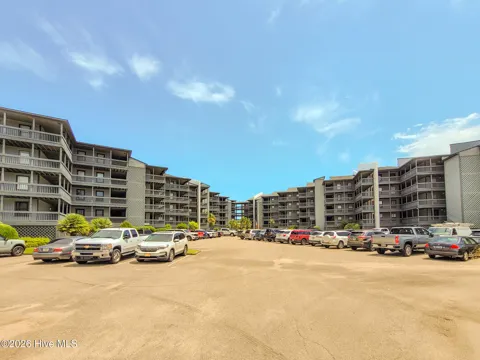 1896 New River Inlet Road #1306