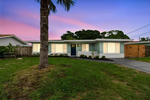 403 DRIFTWOOD DRIVE W