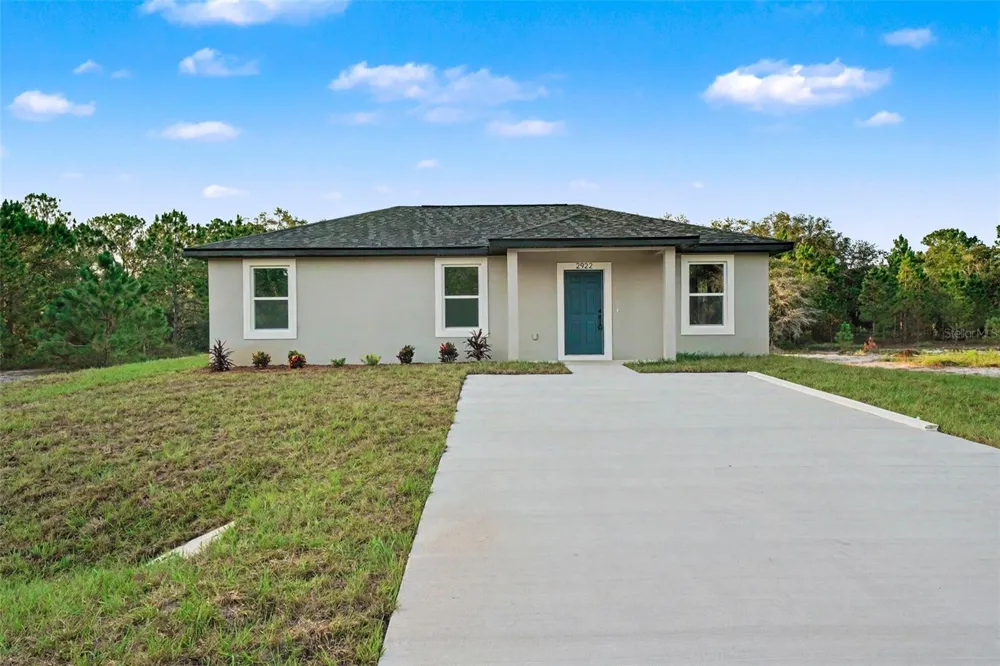 2922 W PERRY ROAD Avon Park, FL 33825
