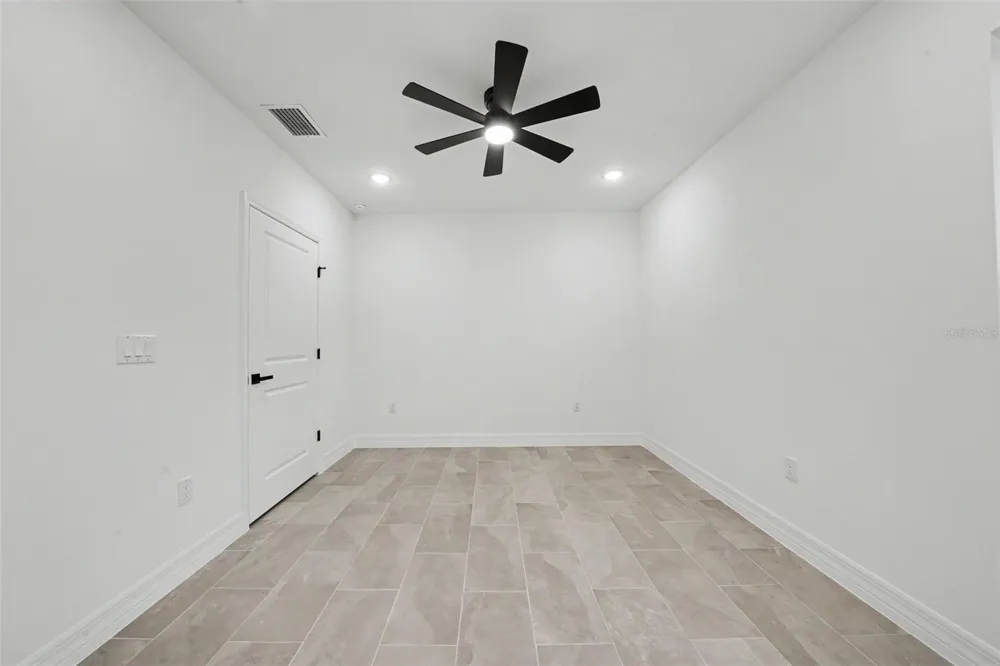 2922 W PERRY ROAD Avon Park, FL 33825