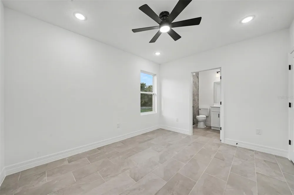 2922 W PERRY ROAD Avon Park, FL 33825