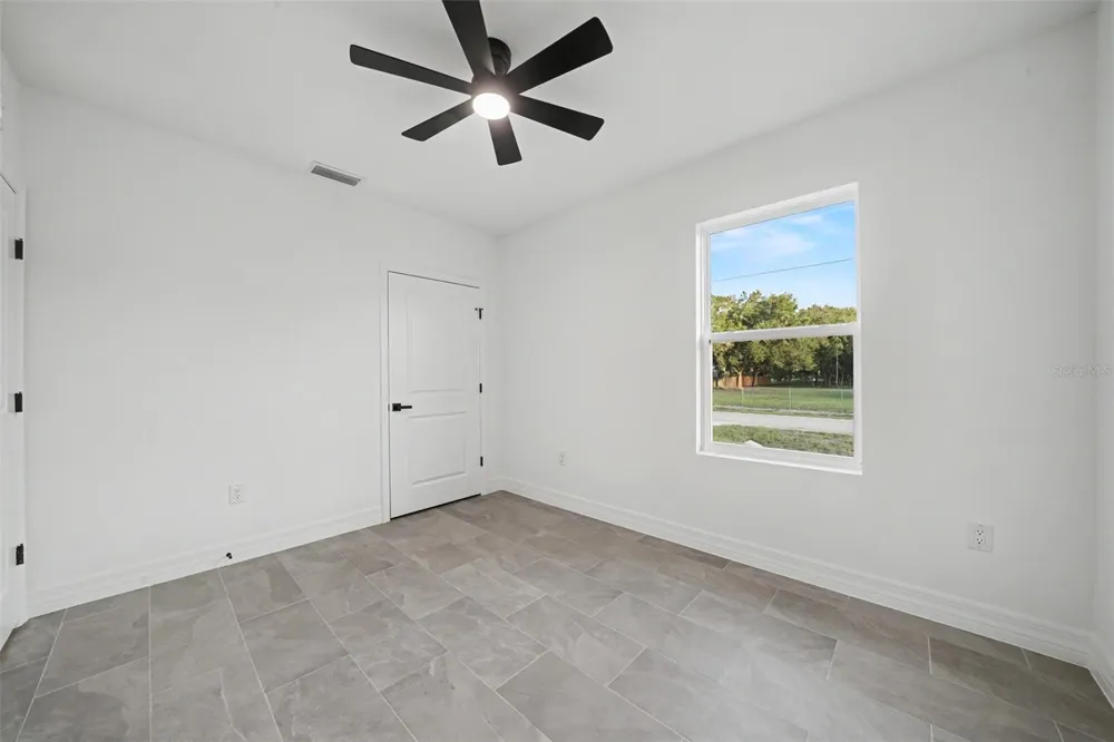 2922 W PERRY ROAD Avon Park, FL 33825