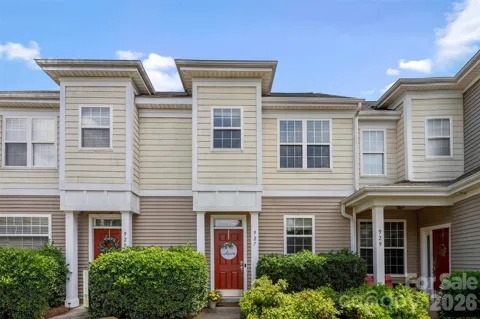 927 Claybrook Circle
