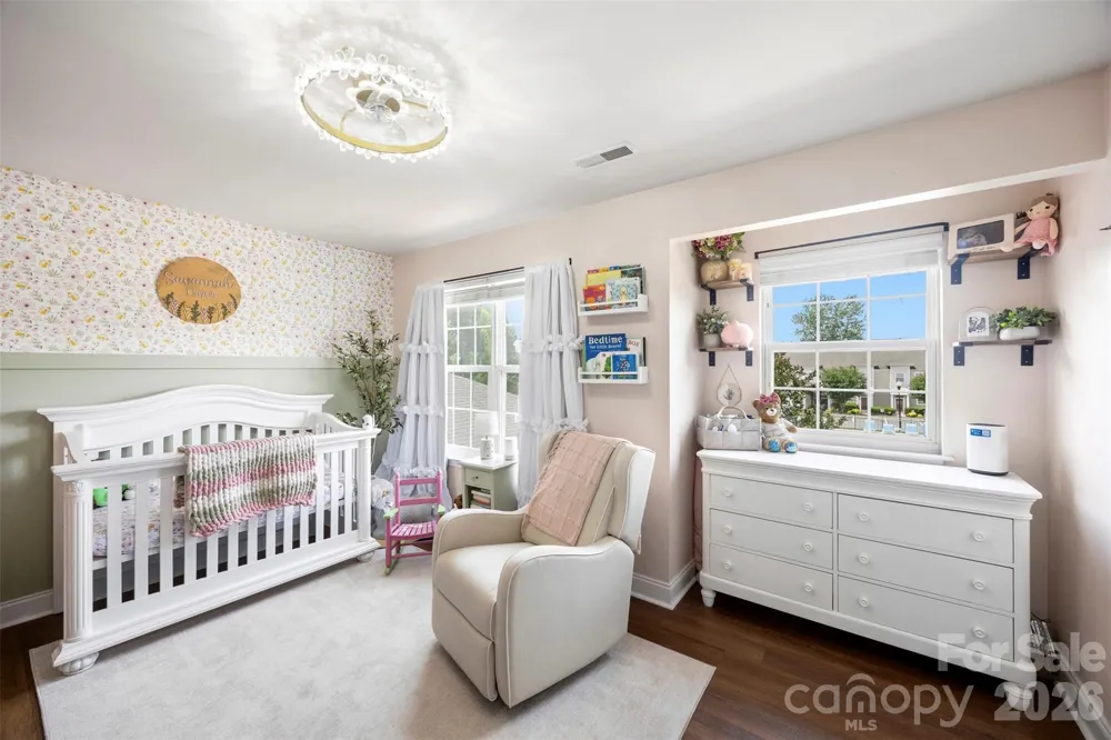 927 Claybrook Circle Gastonia, NC 28054