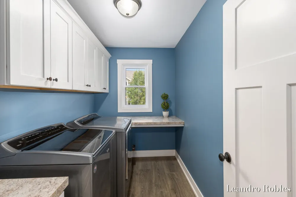 6587 Alward Drive Hudsonville, MI 49426